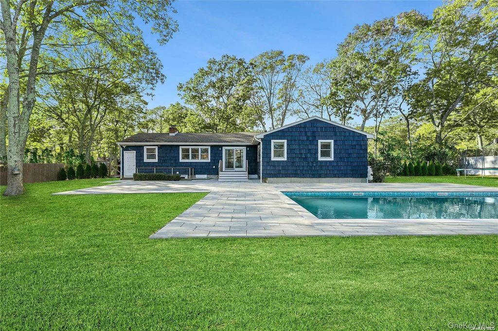 43 Homewood Drive, Hampton Bays, NY 11946