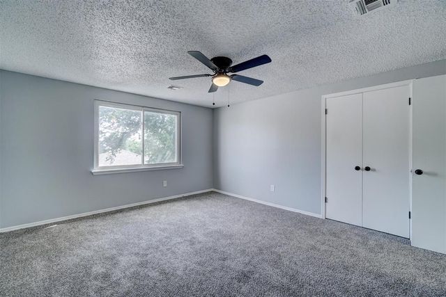 609 Crown Drive, Yukon, OK 73099