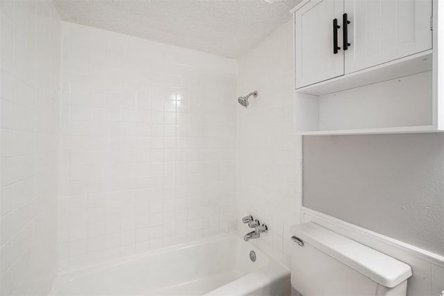 609 Crown Drive, Yukon, OK 73099