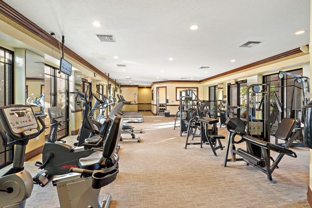 2807 Veronia Drive 107, Palm Beach Gardens, FL 33410