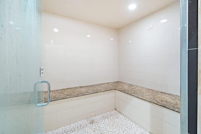 2807 Veronia Drive 107, Palm Beach Gardens, FL 33410