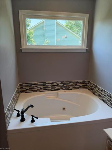 274 Tumbleweed Drive, Winston-salem, NC 27127