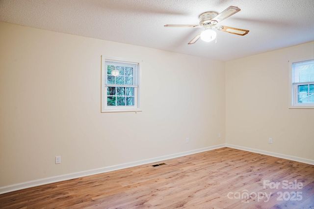 13 Cameron Drive, Etowah, NC 28729