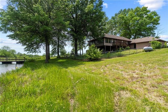 955 NW 131 Highway, Odessa, MO 64076