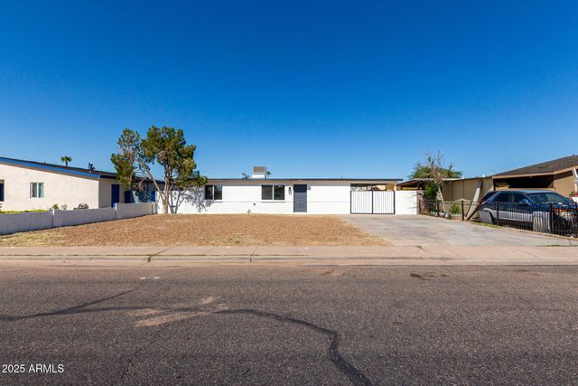 46 E IVY Street, Mesa, AZ 85201