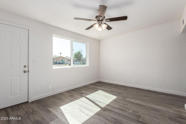 46 E IVY Street, Mesa, AZ 85201