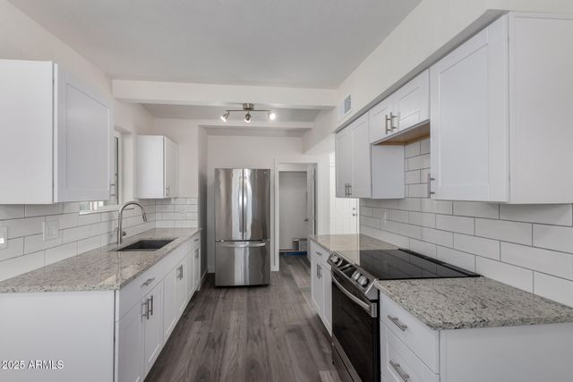 46 E IVY Street, Mesa, AZ 85201