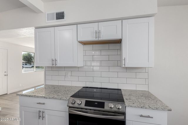 46 E IVY Street, Mesa, AZ 85201