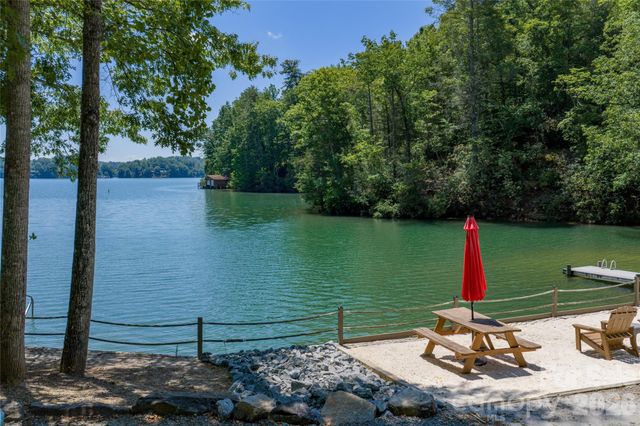 0000 View Trail, Lake Lure, NC 28746