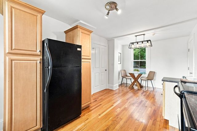 146 Lincoln Rd A, Lincoln, MA 01773