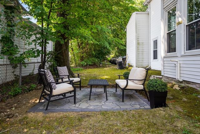 146 Lincoln Rd A, Lincoln, MA 01773