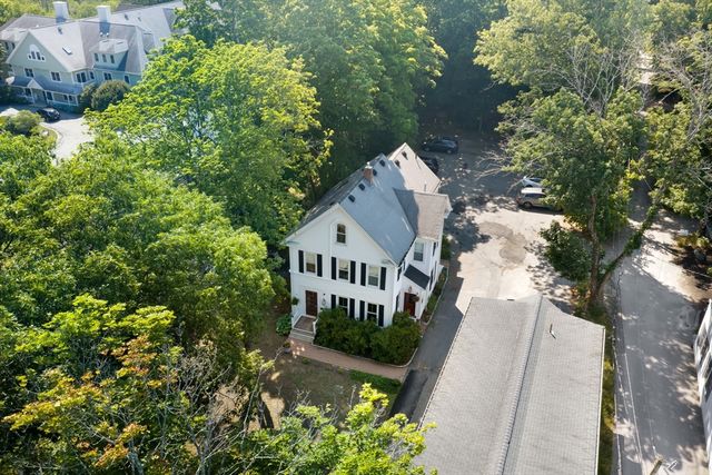 146 Lincoln Rd A, Lincoln, MA 01773