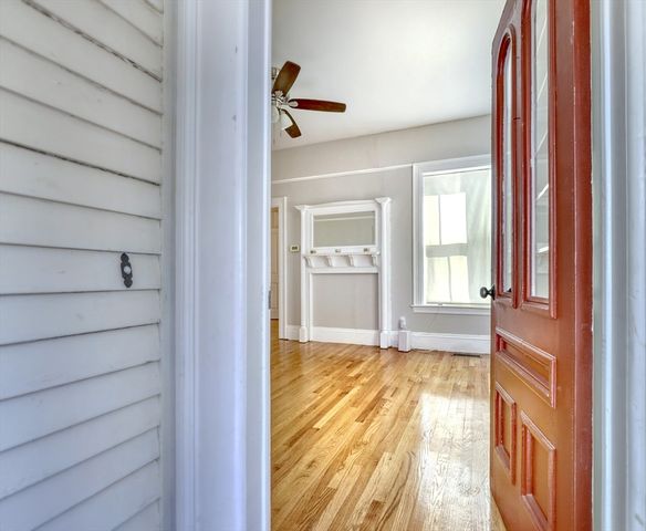 146 Lincoln Rd A, Lincoln, MA 01773