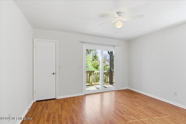 154 PINE Street, Atlantic Beach, FL 32233