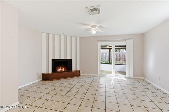 154 PINE Street, Atlantic Beach, FL 32233