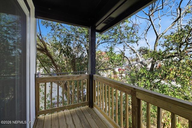 154 PINE Street, Atlantic Beach, FL 32233