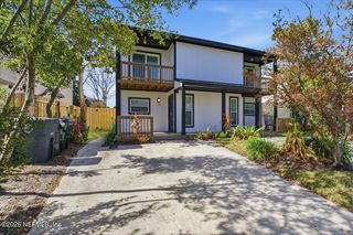 154 PINE Street, Atlantic Beach, FL 32233