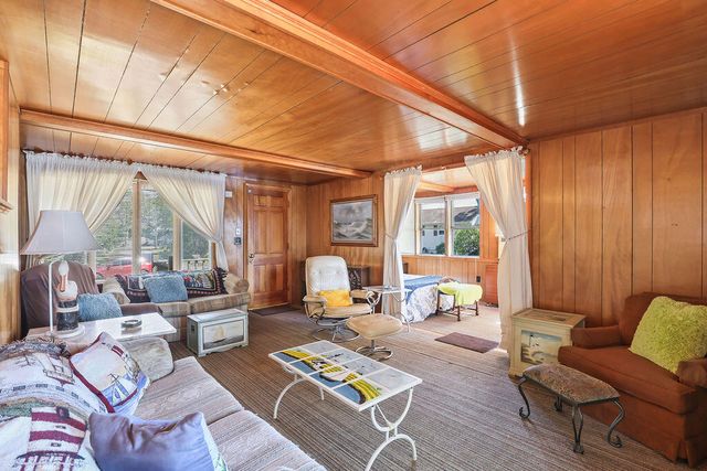 6 Sandpiper Terrace, Wareham, MA 02571