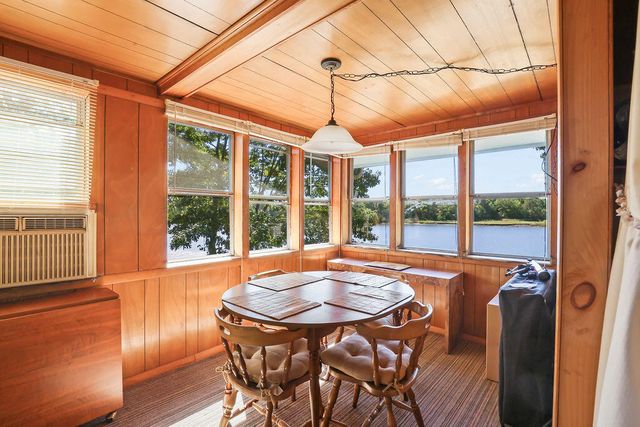 6 Sandpiper Terrace, Wareham, MA 02571