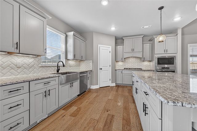 1051 Silver Maple Street, Centerton, AR 72719