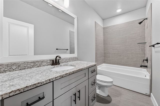 1051 Silver Maple Street, Centerton, AR 72719