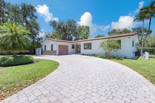 1701 SW 23rd Ter, Miami, FL 33145