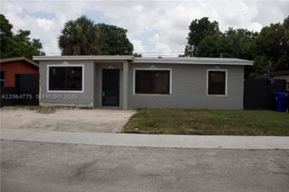 2732 NW 5th St, Pompano Beach, FL 33069