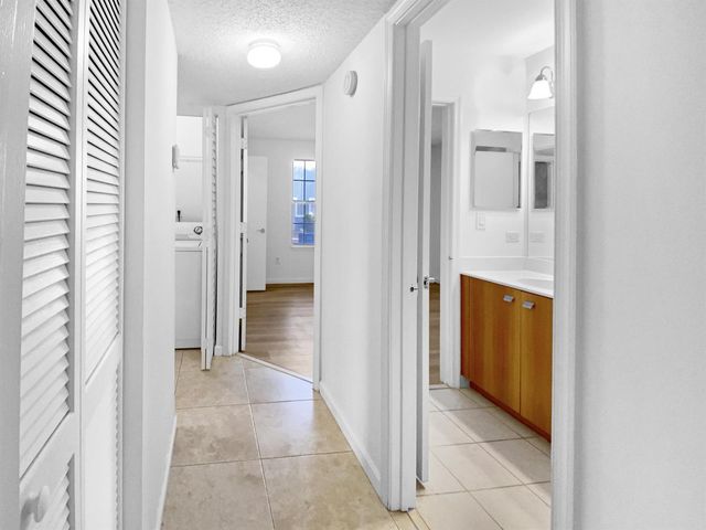 1335 Crystal Way A, Delray Beach, FL 33444
