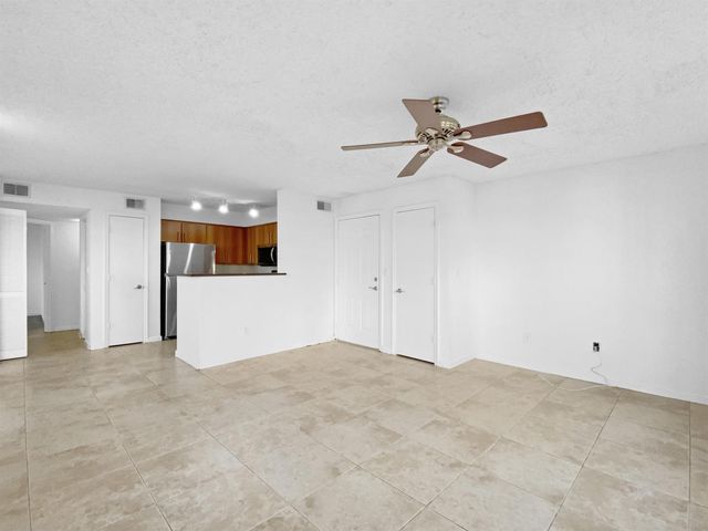 1335 Crystal Way A, Delray Beach, FL 33444