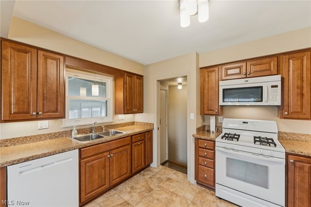 7311 Beresford Avenue, Parma, OH 44130