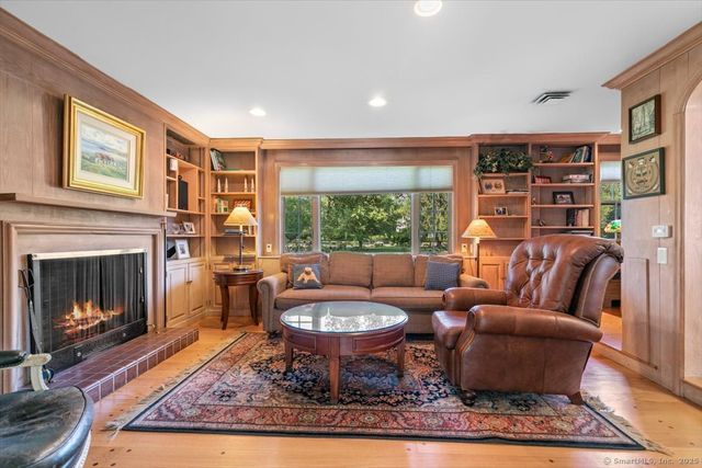 26 Old Orchard Road, North Haven, CT 06473