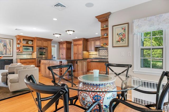 26 Old Orchard Road, North Haven, CT 06473