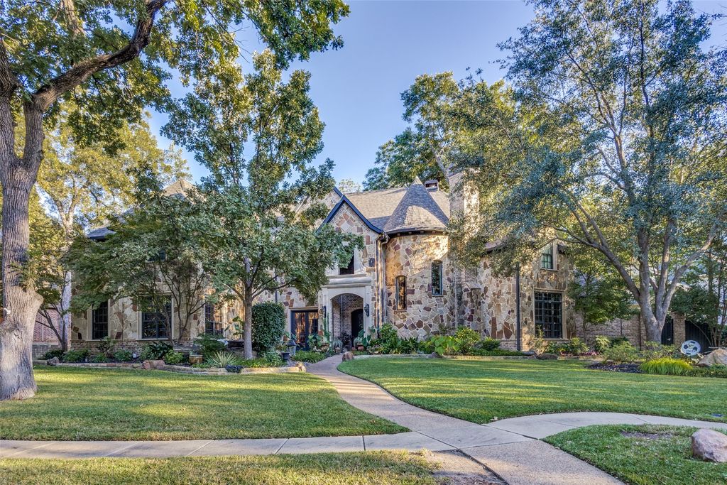 2813 Hidden Forest Drive, Mckinney, TX 75072