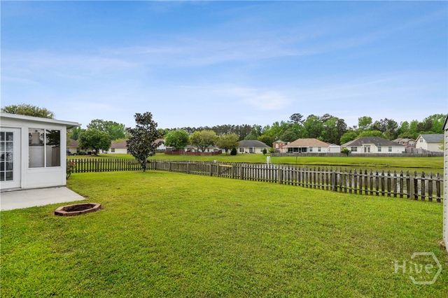 119 Meadowside Lane, Savannah, GA 31405