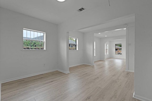 2703 E Cesar Chavez ST, Austin, TX 78702