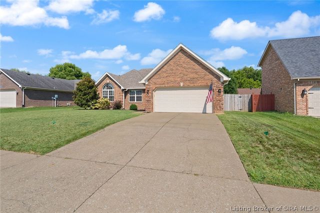 6709 Dovir Woods Drive, Sellersburg, IN 47172