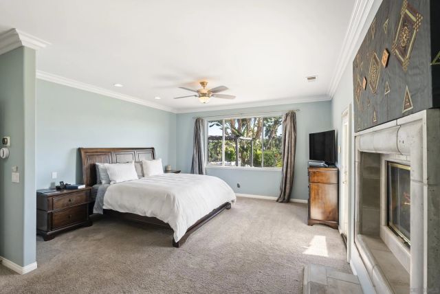 2821 Summit Drive, Escondido, CA 92025