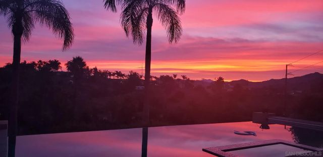 2821 Summit Drive, Escondido, CA 92025