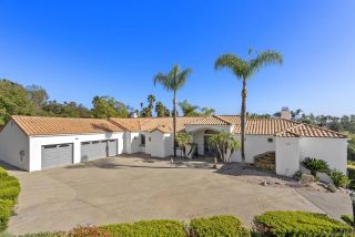 2821 Summit Drive, Escondido, CA 92025