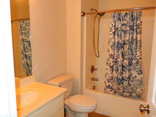 4330 S Clearview Court, Bloomington, IN 47403