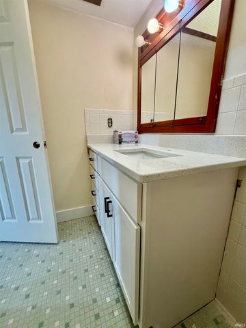 404 S Hickory Drive, Bloomington, IN 47403