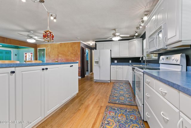 958 & 954 W GRAND RONDO, Crescent City, FL 32112