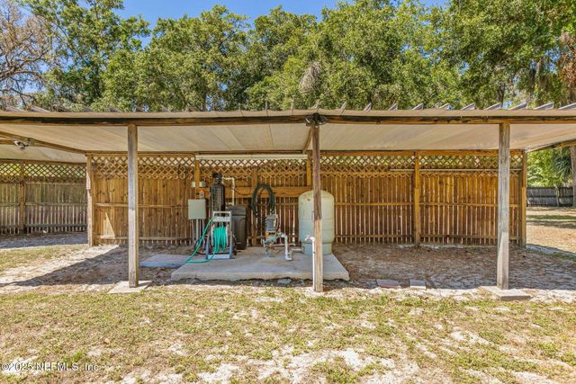 958 & 954 W GRAND RONDO, Crescent City, FL 32112