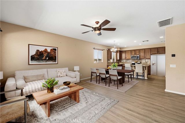 3307 Gemstone, Rosamond, CA 93560