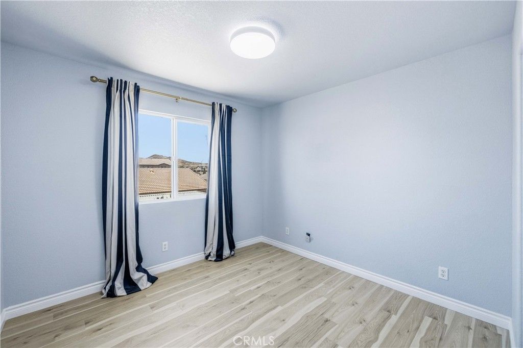 Image 34 of property listing at 3307 Gemstone, Rosamond, CA 93560