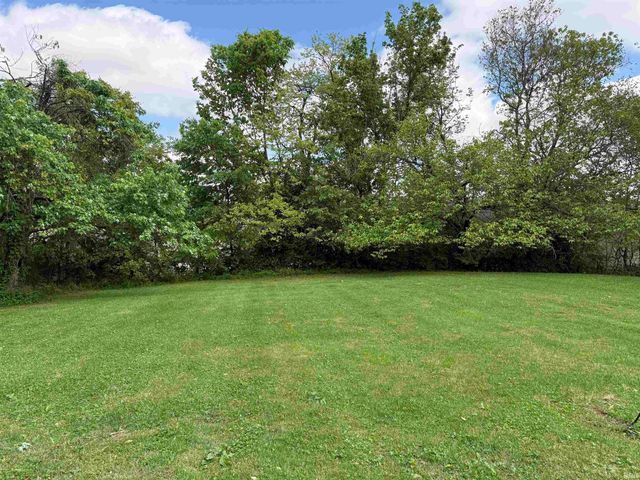 1221 24Th Street, Bedford, IN 47421