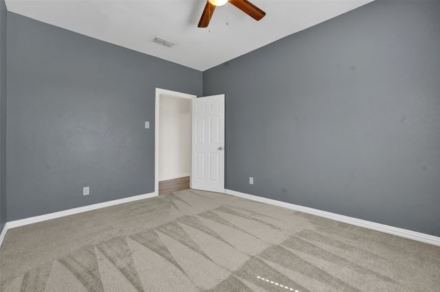 5101 Humbert Avenue, Fort Worth, TX 76107