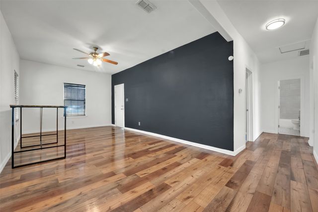 5101 Humbert Avenue, Fort Worth, TX 76107