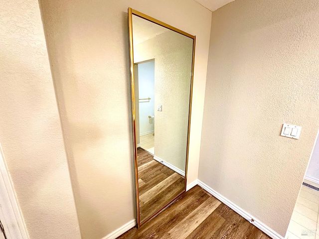 16 Knoll Dr, Fairfield, CA 94534