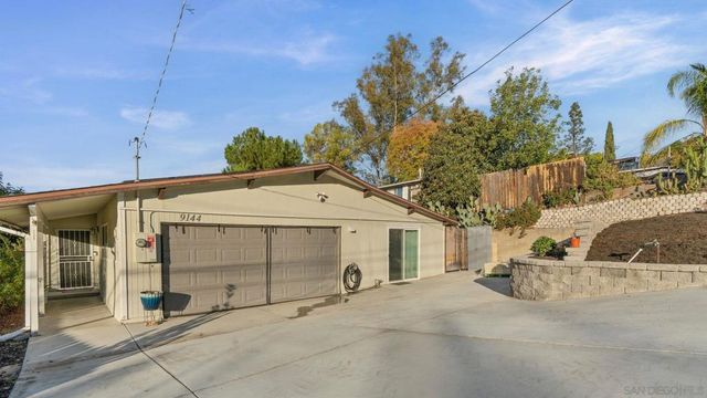 9144 Fanita Rancho Rd, Santee, CA 92071